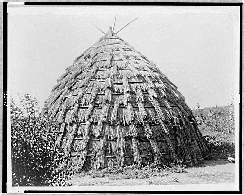 Wichita Grass Hut from the works of Edward Curtis, Wichita People, native, Edward Curtis, grass hut, HD wallpaper
