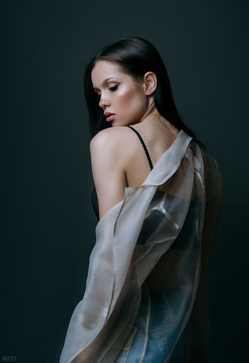 women, model, simple background, bare shoulders, face, Pasha Karpenko, HD phone wallpaper