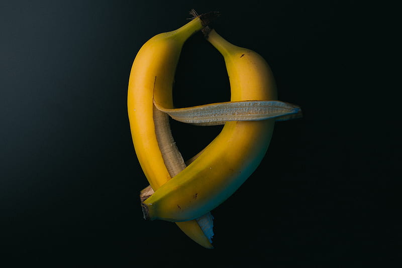 yellow banana fruit with black background, HD wallpaper