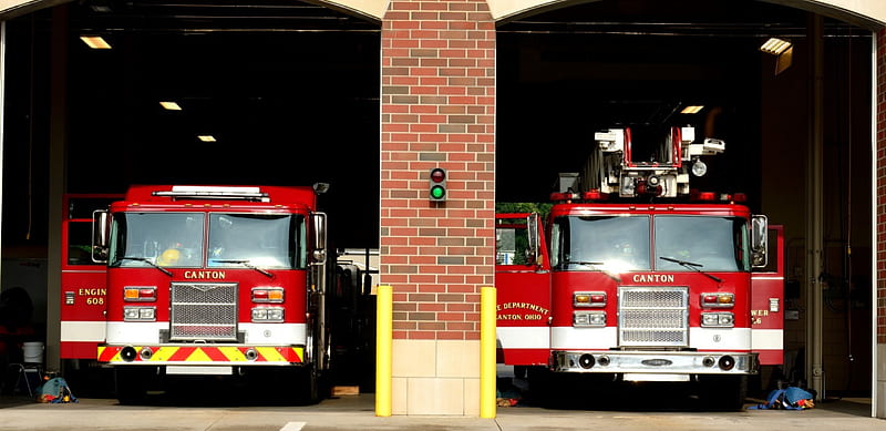 On The Alert, frie department, canton ohio, fire engine, fire truck, HD wallpaper