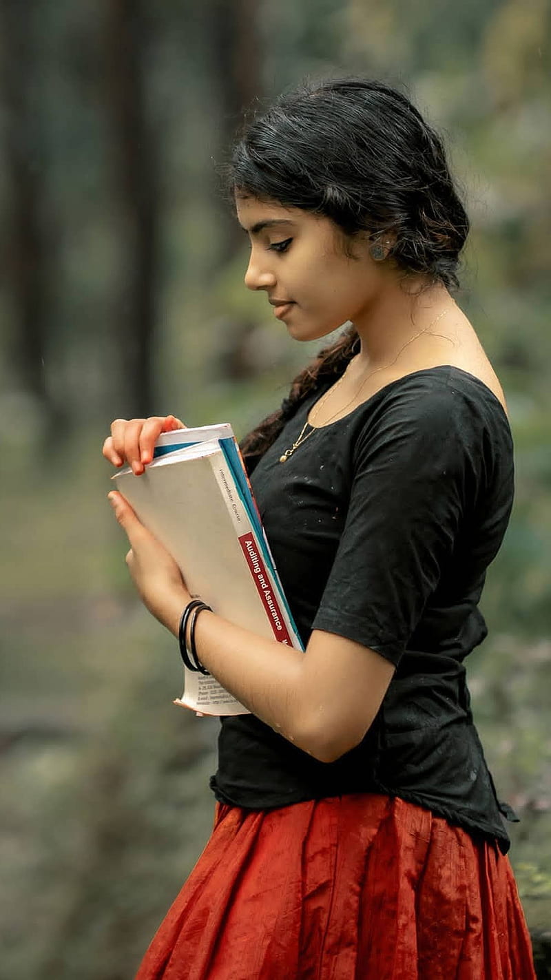 Amrutha Santosh - Indian Student Girl , mallu model, village, indian student girl, HD phone wallpaper