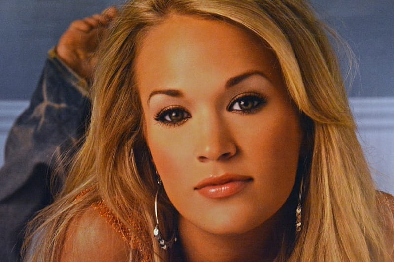 Carrie Underwood Sexy