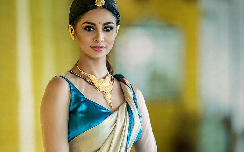 Darshithmitha Gowda, Sari, Indian fashion model, portrait, Indian female  traditional dress, HD wallpaper | Peakpx