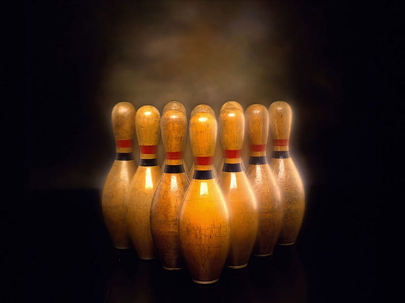 OLD STYLE WOODEN BOWLING PINS, games, old, pins, cool, bowling, backgrounds, reflections, wooden, HD wallpaper