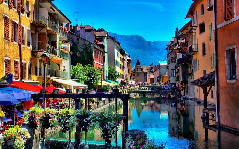 A colourful day, canal, houses, town, annecy, spring, balconies, shutters, france, summer, flowers, HD wallpaper