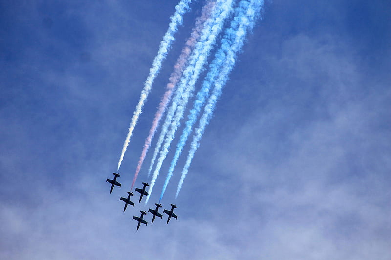 Plane trail, aircraft, airplane, breitling, colors, jet, jets, lines, pilots, planes, HD wallpaper