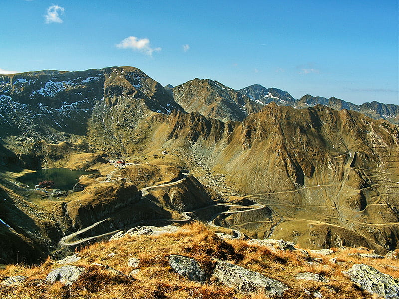 Autumn on the peaks-Romania, trekking, mountains, romania, lake, valley, HD wallpaper