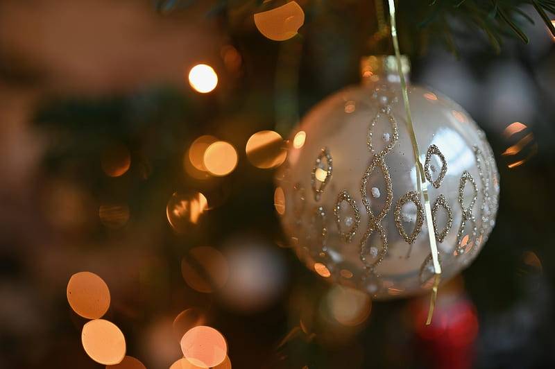 clear glass bauble with bokeh lights, HD wallpaper