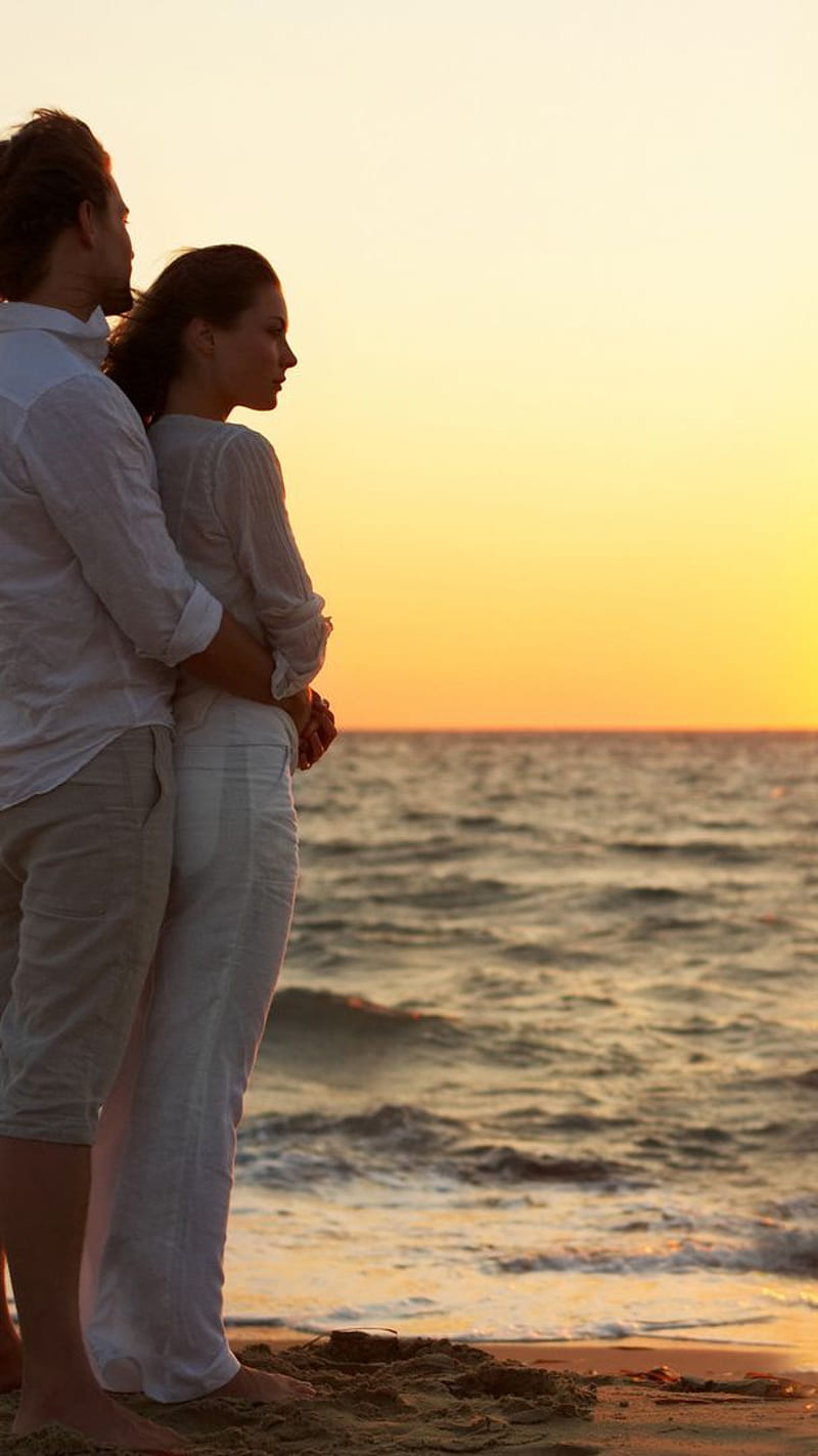 COUPLE IN LOVE , sunset, young love, ocean, romantic, HD phone wallpaper