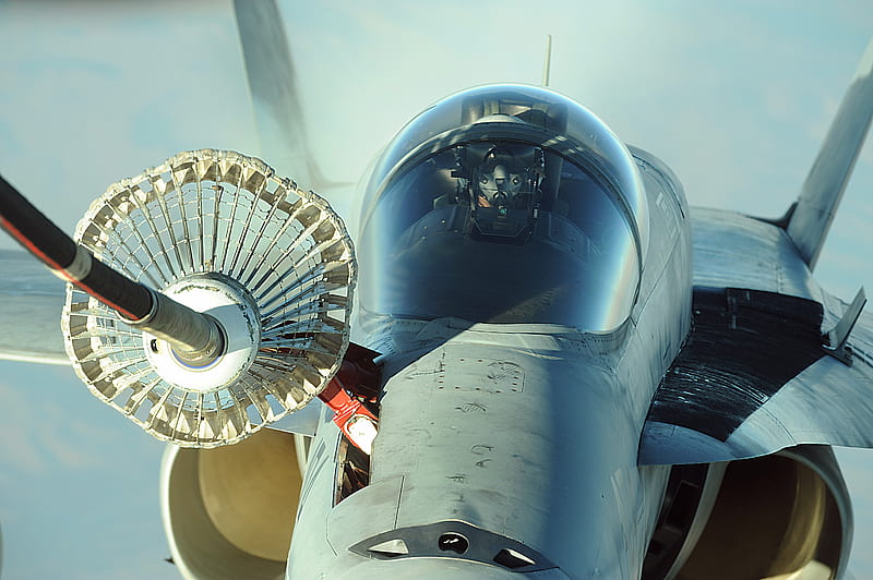F18 PIT STOP, f18, fighter, closeup, recon, military, jet, hornet, HD wallpaper