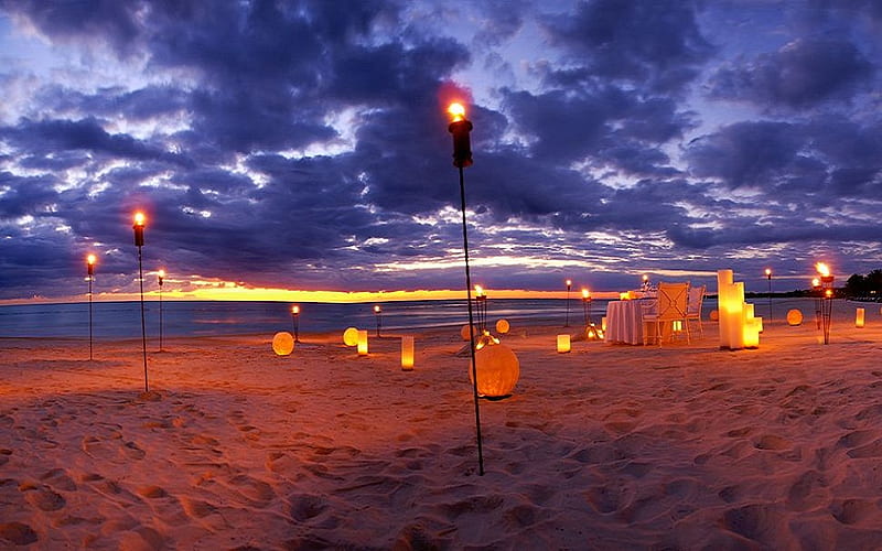 Beach romance, dinner, table, lanterns, romantic, romance, shadow, bonito, sunset, sky, clouds, candles, beach, sand, chairs, light, blue, HD wallpaper