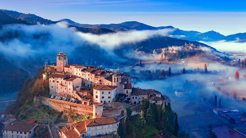Morning mist Arrone village Umbria Italy Bing, HD wallpaper
