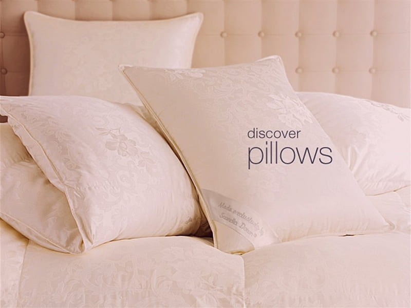 Luxurious pillows in damask, continental, bedding, home, soft, bedroom, abstract, bed, plump, white, pillows, HD wallpaper
