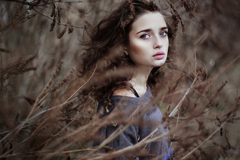 Without you, forest, lovely, lips, frightened, alone, girl, sad, nature, face, eyes, beautiful girl, HD wallpaper