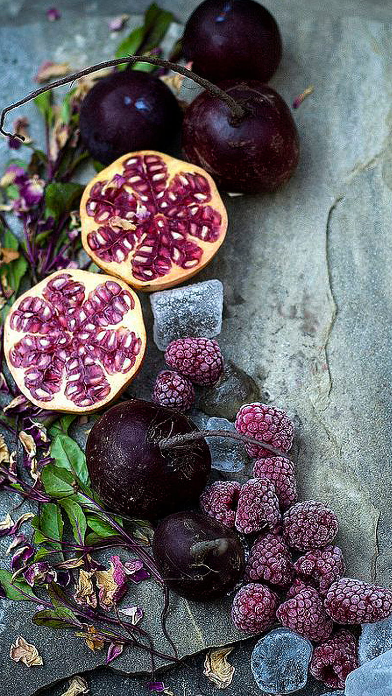 Purple fruits, berry, food, green, stone, HD phone wallpaper