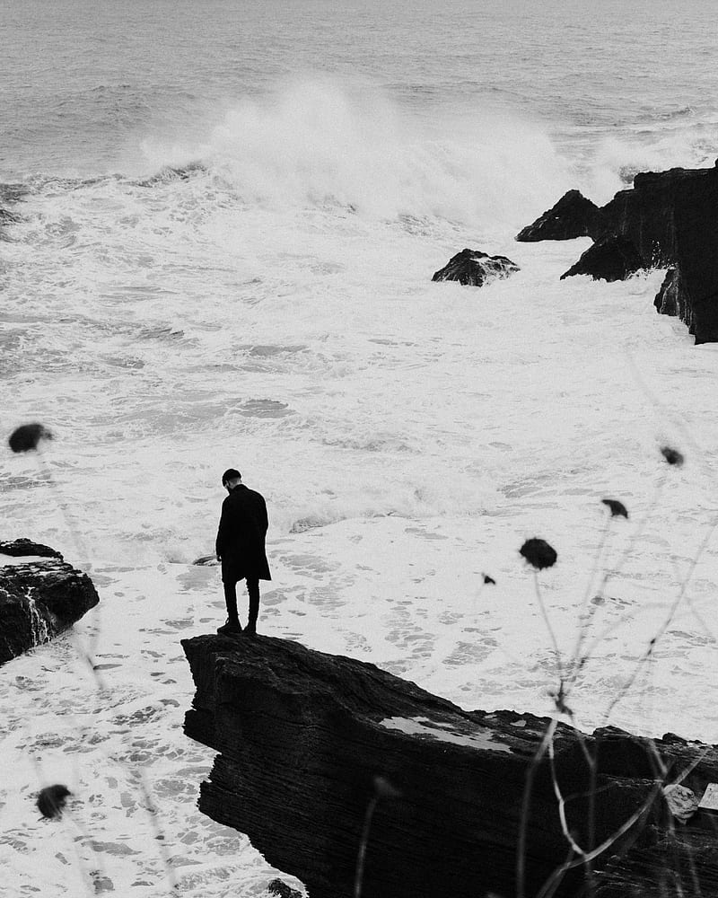 man, alone, rock, sea, waves, bw, HD phone wallpaper