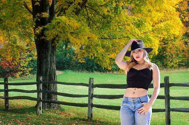 Cowgirl ~ Anna Claire Clouds, model, cowgirl, blonde, fence, pierced naval, hat, jeans, tree, HD wallpaper