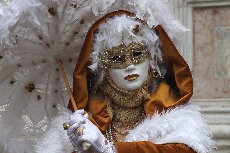 Venice Carnival, carnival, feather, golden, umbrella, venice, white, mask, woman, HD wallpaper