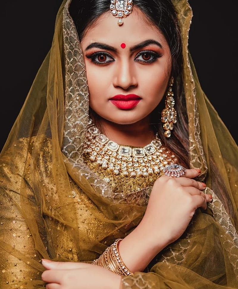 Shalin Zoya, bride, malayalam actress, HD phone wallpaper