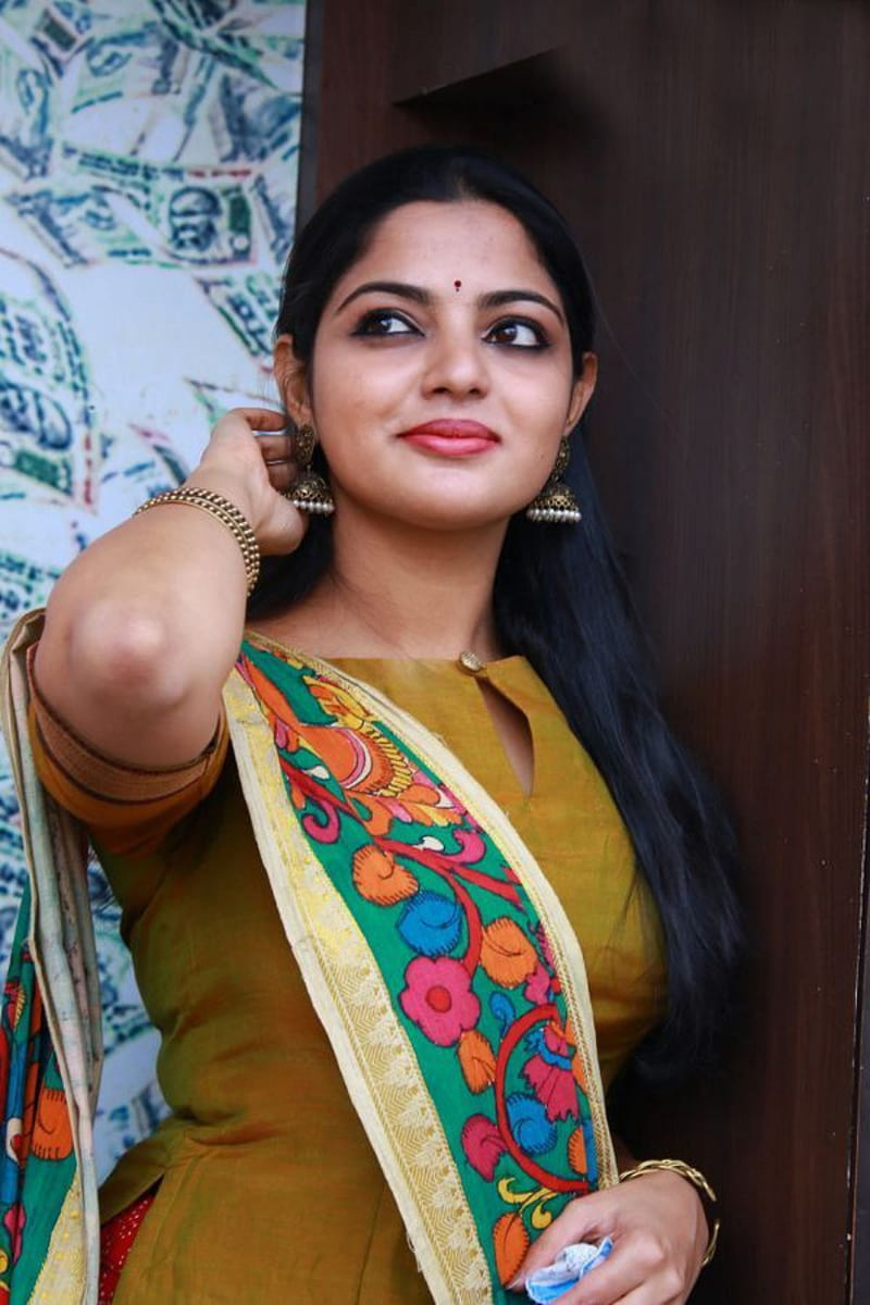 Nikila Vimal, malayalam actress, HD phone wallpaper | Peakpx