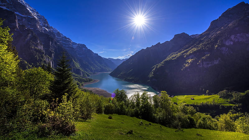 Klöntalersee (Klontal lake) in Klöntal valley, sun, sunlights, alpines, switzerland, lake, valley, mountains, nature, sunshine, HD wallpaper