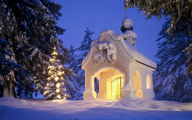 Christmas Chapel, Christmas, Christmas tree, Chapel, Trees, Lights, Snow, Nature, Winter, HD wallpaper