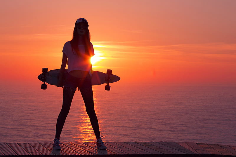 bonito, girl, summer, skateboarding, sunset, sea, HD wallpaper
