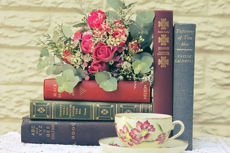 Soft touch to the soul, still life, books, bouquet, time, cup, roses, general books, tea, HD wallpaper