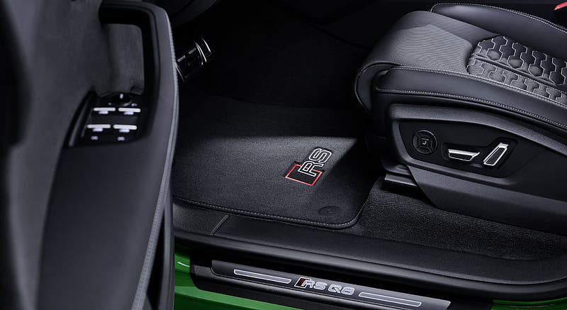 2020 Audi RS Q8 - Door Sill , car, HD wallpaper