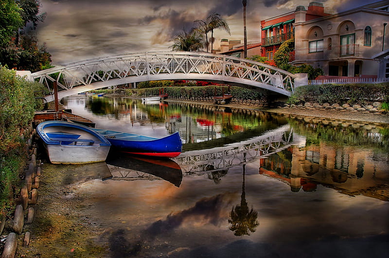 Footbridge of Tranquility, tranquil, boats, water, bridge, river, reflection, HD wallpaper