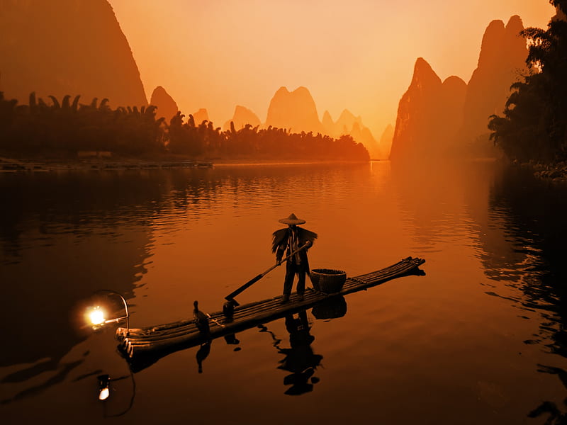 fisherman in guilin, dusk, sunset, man, silhouette, graphy, water, beauty, nature, evening, fishing, HD wallpaper