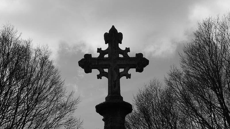 Closeup Black And White of Cross During Evening Time Cross, HD wallpaper