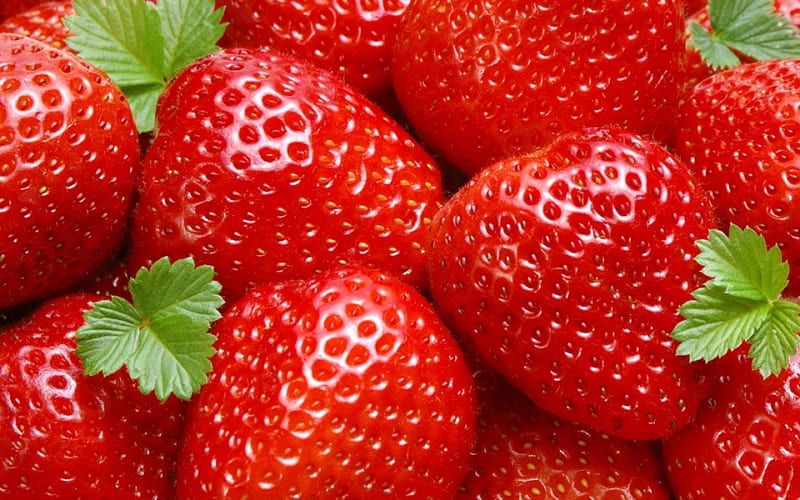 Strawberries, fruit, red, green, strawberry, food, texture, dessert, sweet, HD  wallpaper | Peakpx