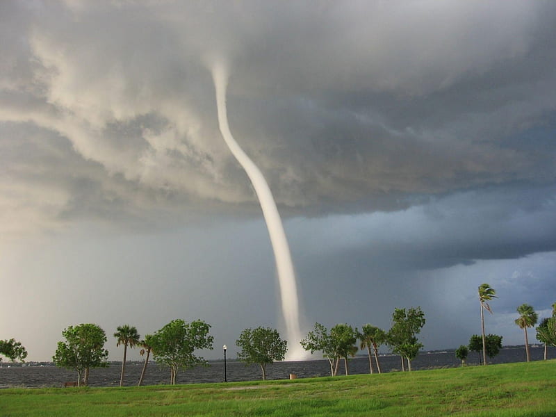 a Waterspout Tornado, Waterspout, Weather, Bad, tornado, HD wallpaper