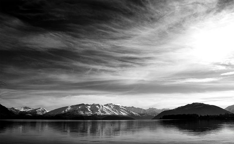Simple B & W, colorless, clouds, mountain, graph, pic, black, sky, wall, lake, water, simple, nature, white, HD wallpaper