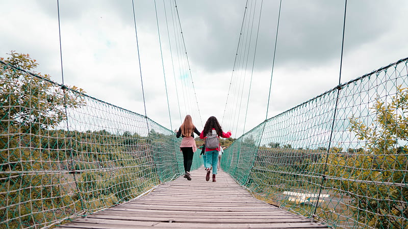 two women walking on hanging bridge, HD wallpaper