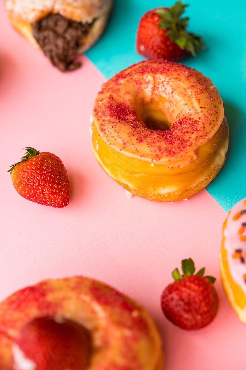 donut, strawberry, berries, dessert, HD phone wallpaper