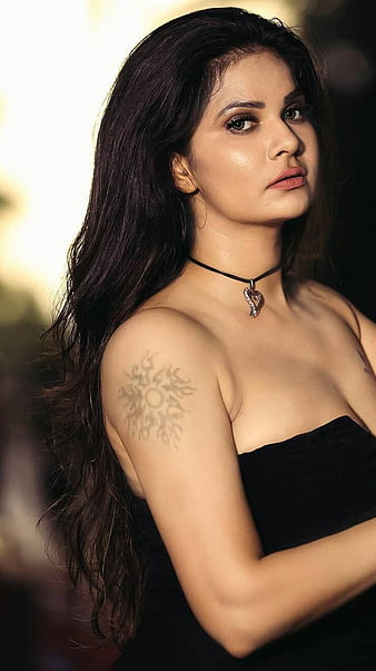 Aabha Paul, bollywood actress, hot thighs, HD phone wallpaper | Peakpx