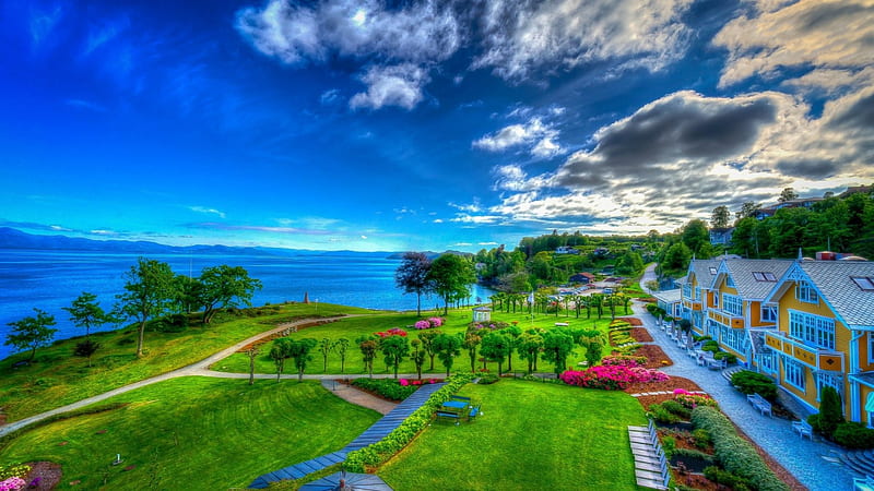beautiful seaside resort r, resort, shore, grass, r, sea, HD wallpaper