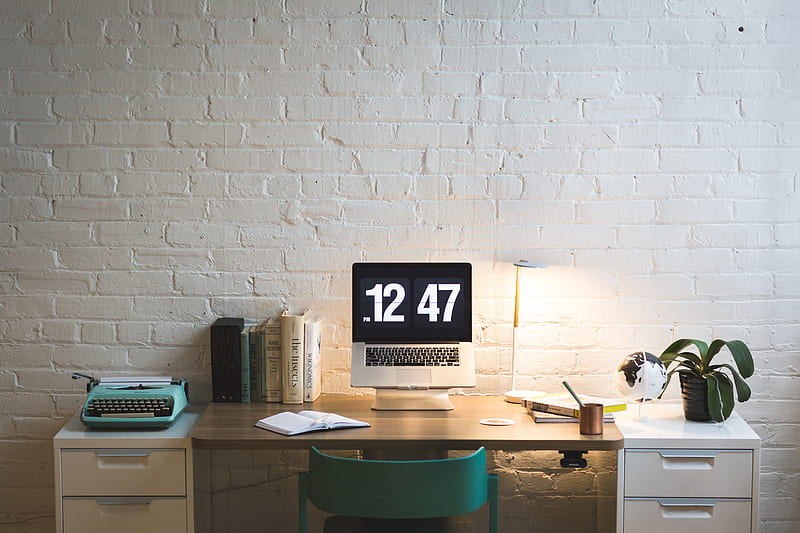 Silver and Black Digital Alarm Clock on Table, HD wallpaper