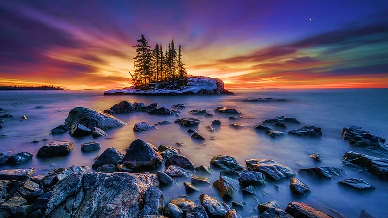 Tombolo Island In The Lake Superior North Shore In Minnesota, water, stones, clouds, trees, colors, sky, usa, HD wallpaper