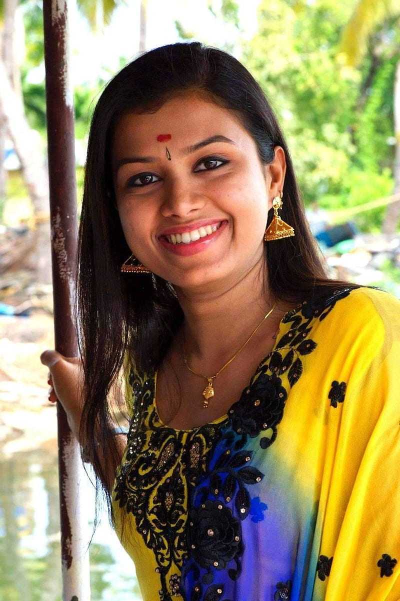 Sonu Satish, actress, mallu, HD phone wallpaper