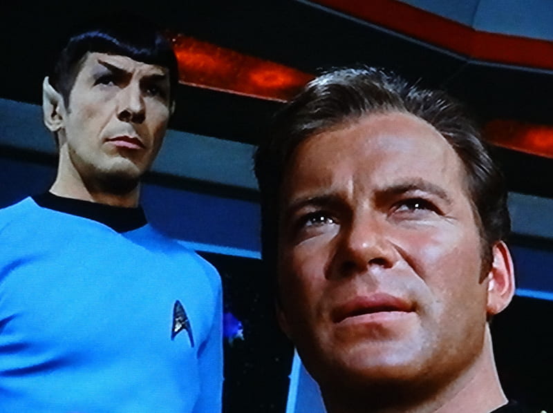 Kirk and Spock, spock, star trek, william shatner, kirk, leonard nimoy, HD wallpaper