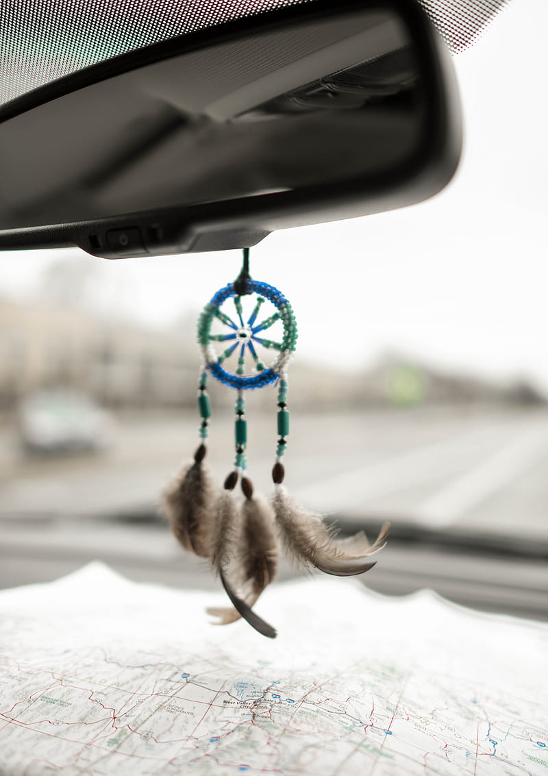 Small dreamcatcher hanging in car serving as mirror charm, HD phone wallpaper