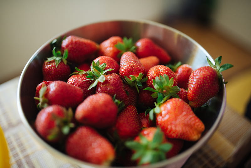 strawberries, berries, food, bowl, HD wallpaper