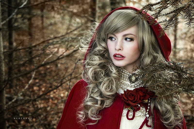  Caperucita Roja, bosque, neofokus, niña, modelo, mariposa, cara, mujer, Fondo de pantalla HD