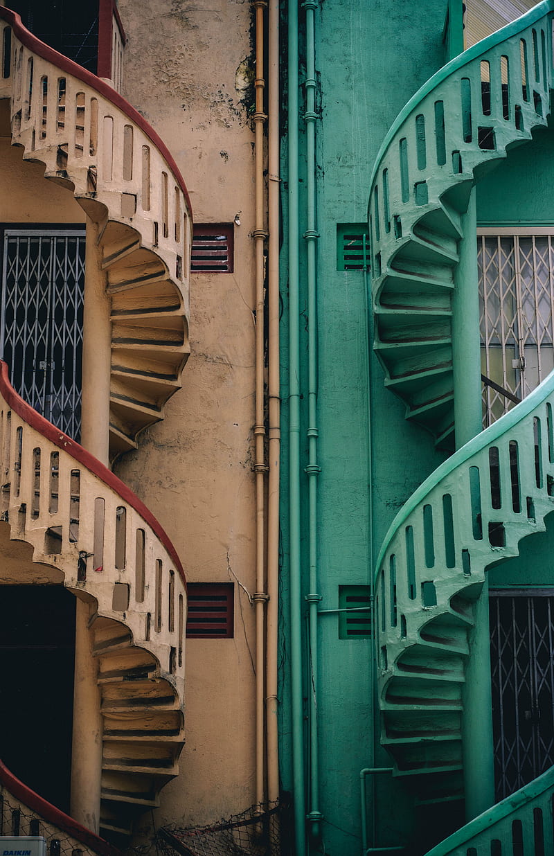 beige and green concrete spiral stairs beside building, HD phone wallpaper