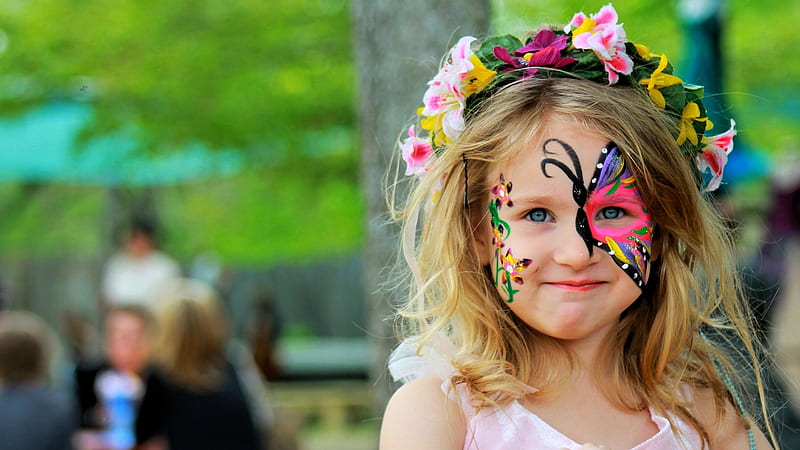 Beautiful Little Girl With Painting Face Is Wearing Flowers Headband Cute, HD wallpaper