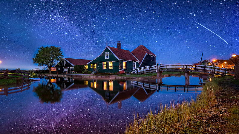 Milky Way over Zaanse Schans (Netherlands), canal, bank, milky way, evening, nature, reflection, house, trees, winter, netherlands, bridge, HD wallpaper