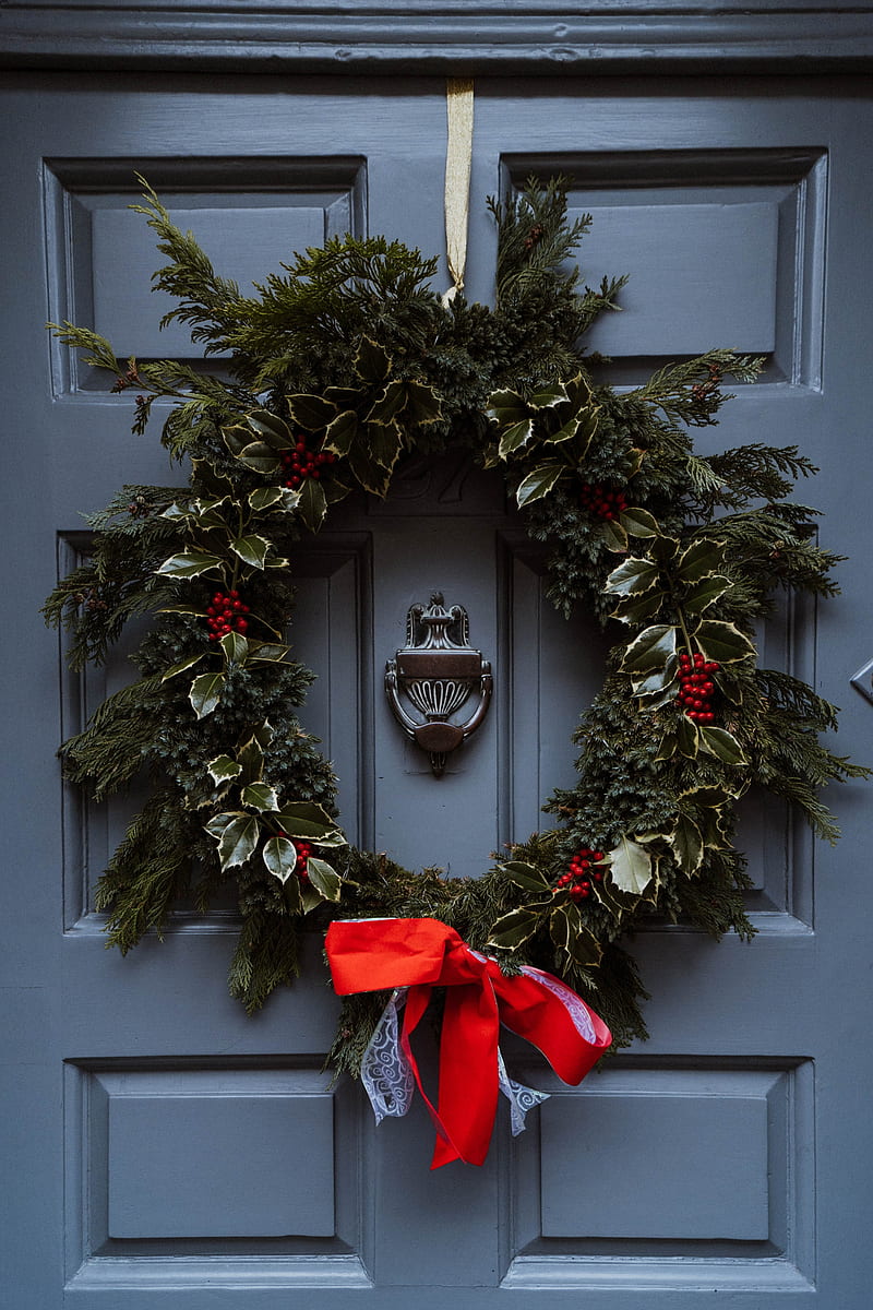 door, wreath, decoration, christmas, new year, HD phone wallpaper